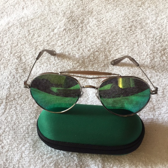 Sunglasses - Picture 2 of 2